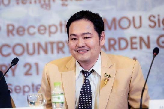 Kuy Vat, a businessman, was arrested for allegedly issuing bad checks, a photo post on Freshnews.